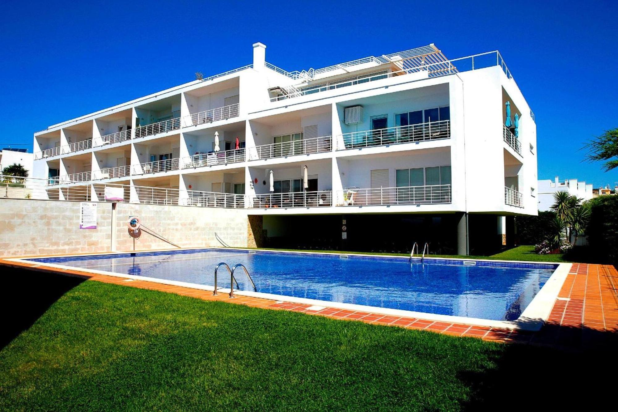 Lindo, Formosa Village Apartment